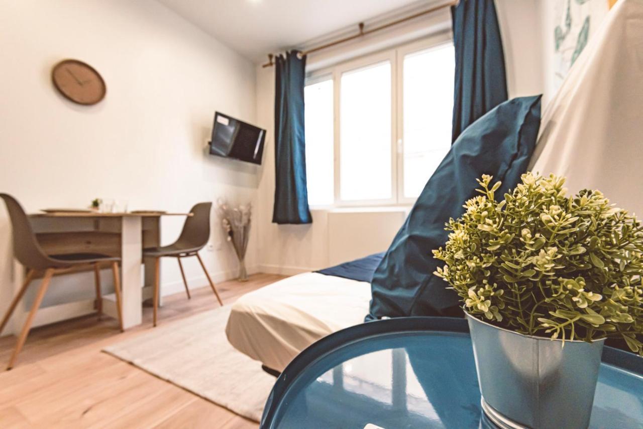 Plancy Beds St-Quentin Apartment Saint-Quentin  Exterior photo